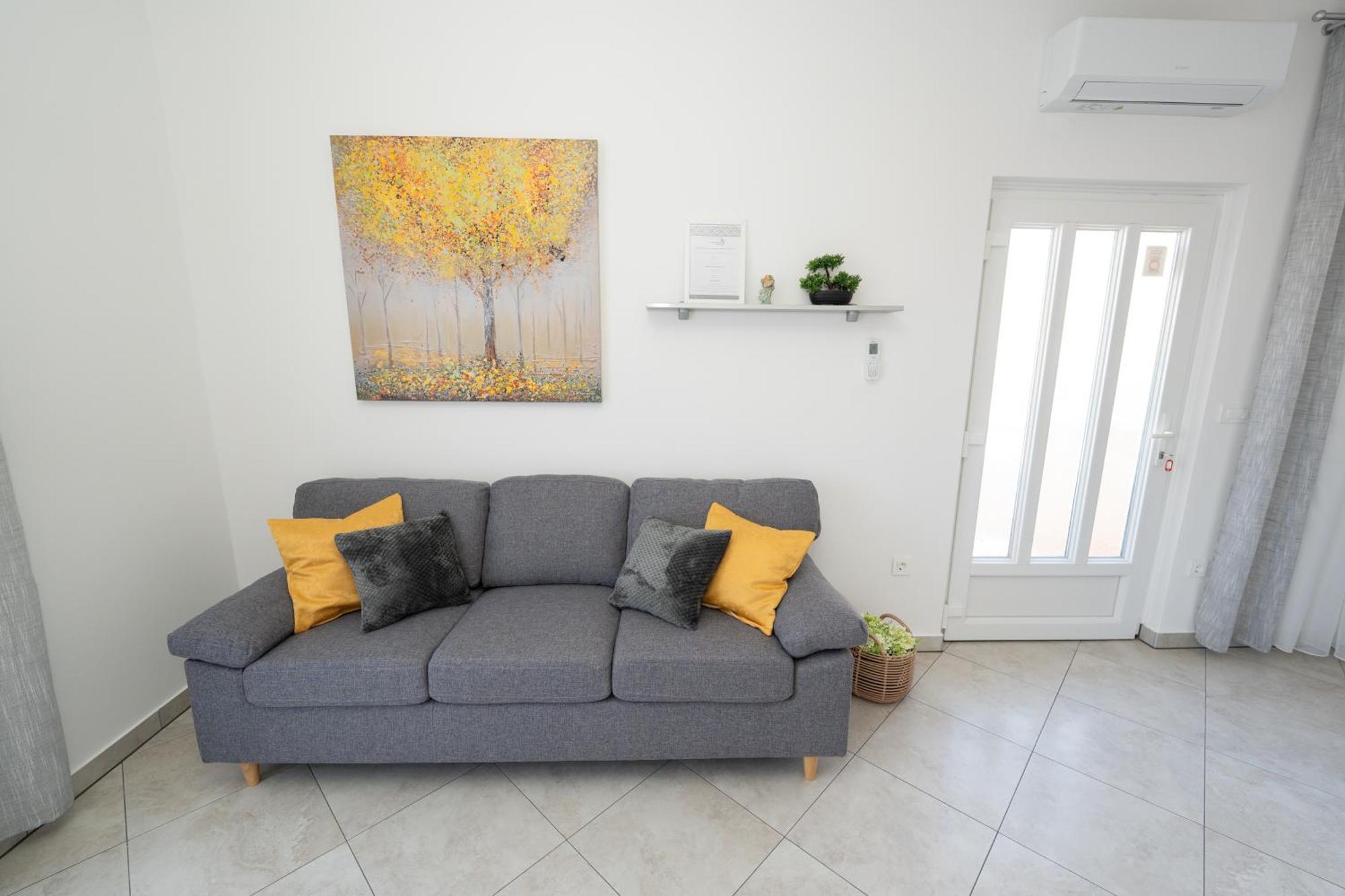 Apartments Biserka Novalja Room photo
