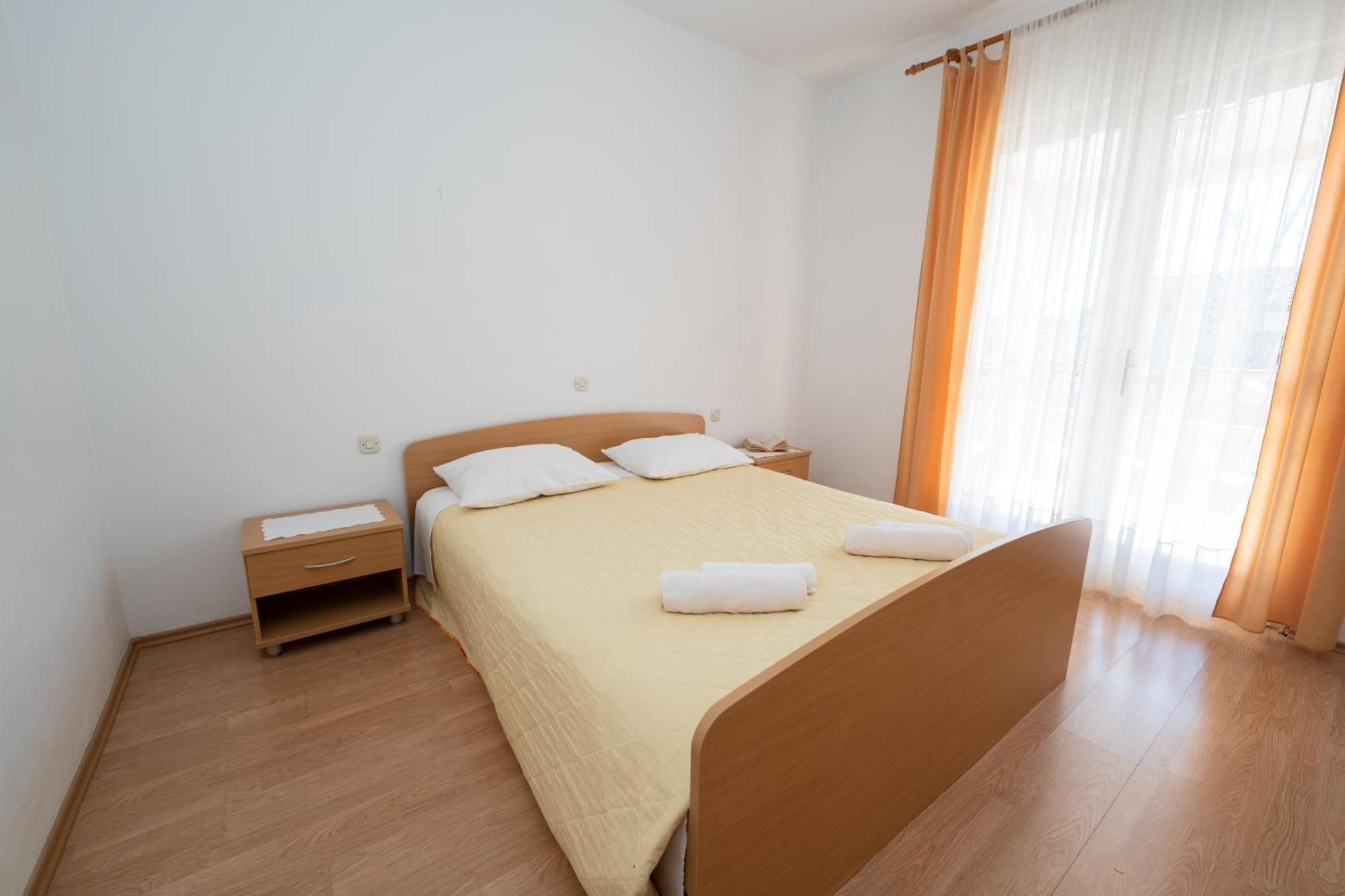 Apartments Biserka Novalja Room photo